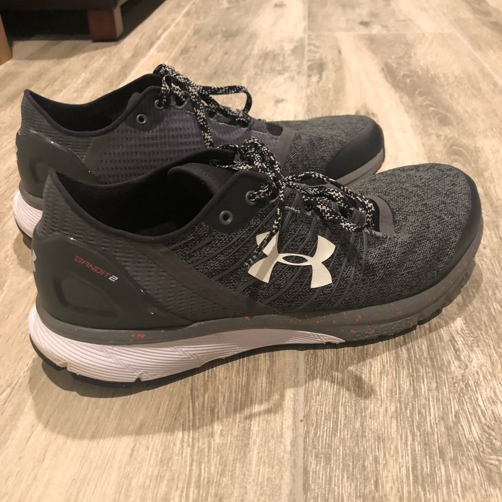Under Armour Bandit 2 Men’s Sneaker size 9.5